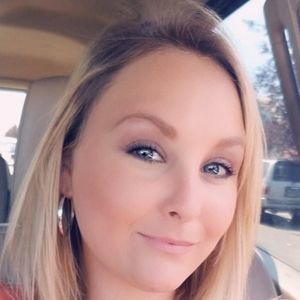 Meet your Posher, Leeandra